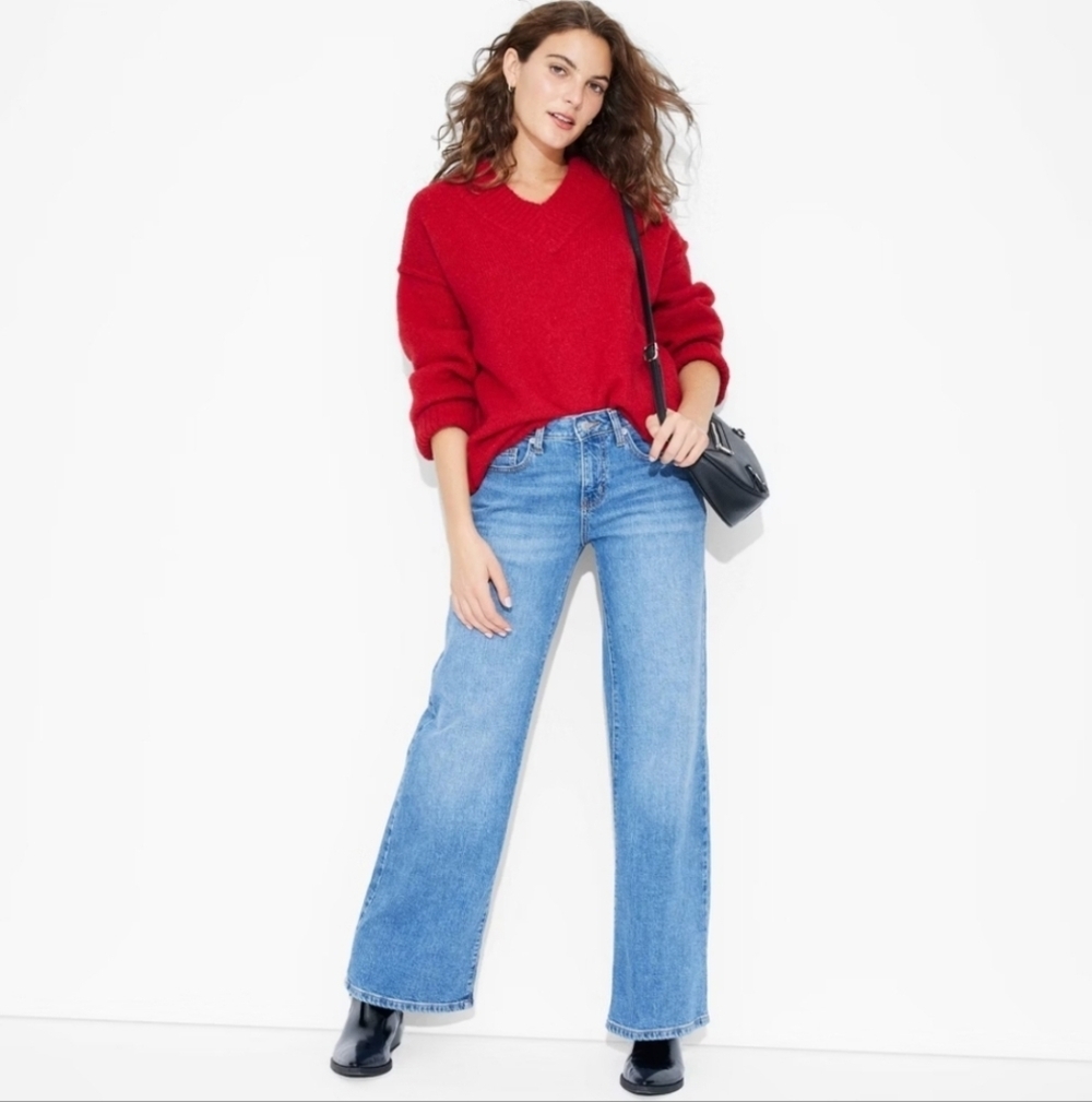 Women's Oversized V-Neck Pullover Holiday Sweater - Wild Fable Red XL